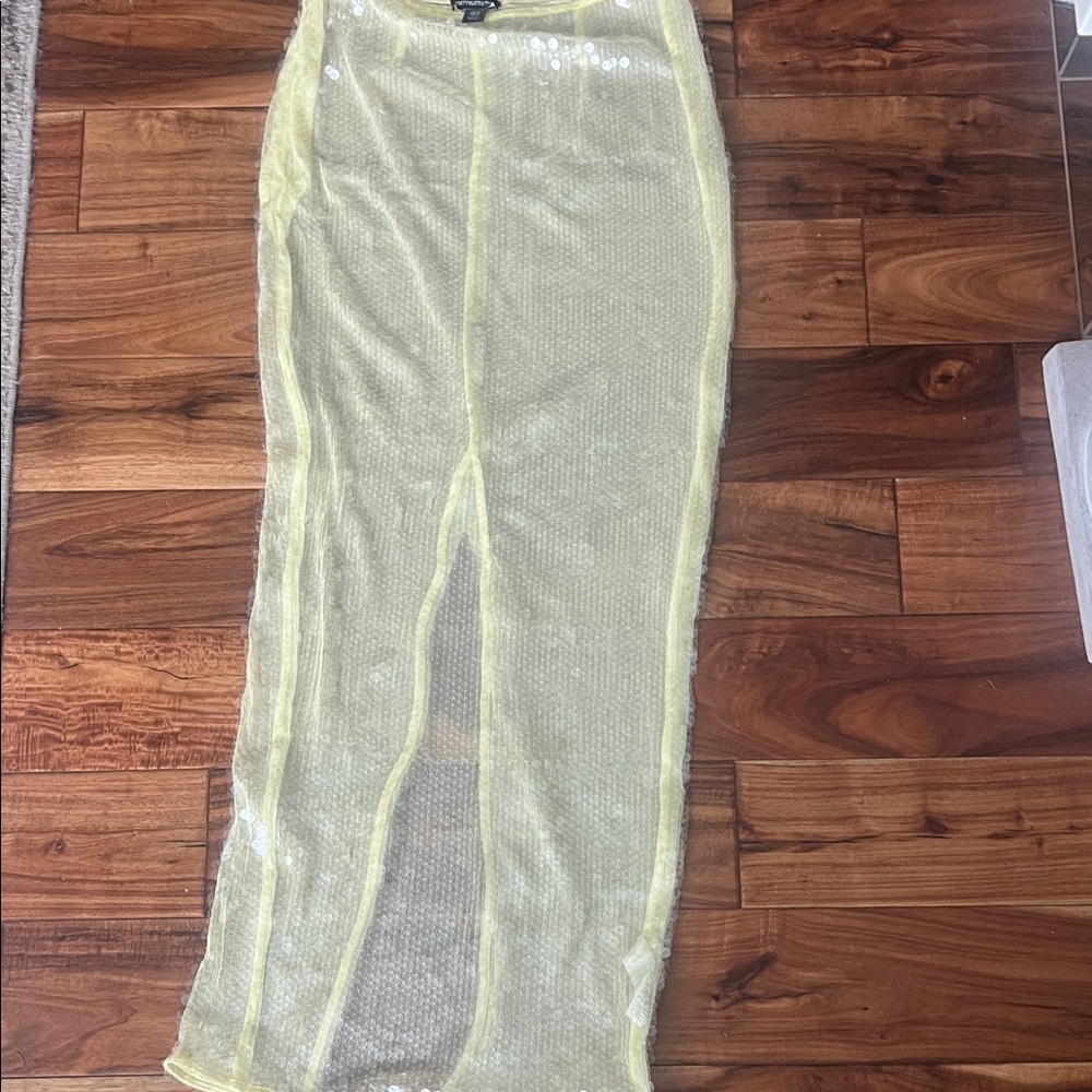 PrettyLittleThing Lemon Sheer Sequin Maxi Skirt